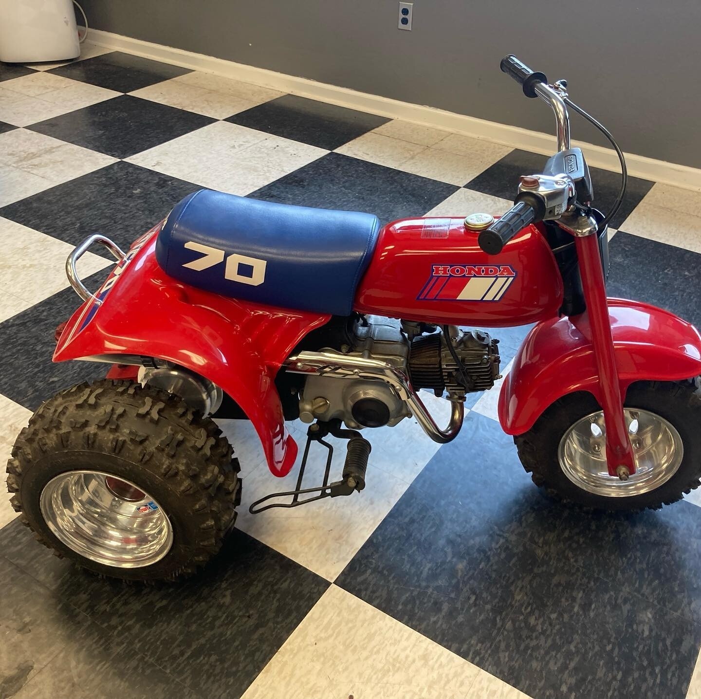 1985 HONDA ATC70