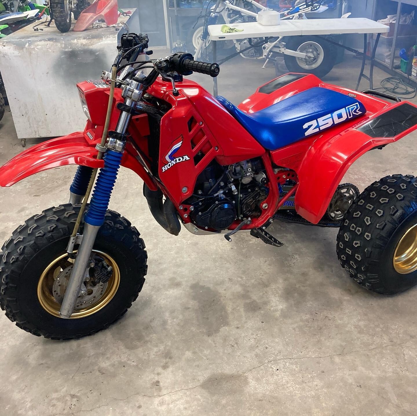 1985 HONDA ATC250R